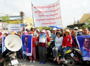Garment workers strike in Cambodia 2016