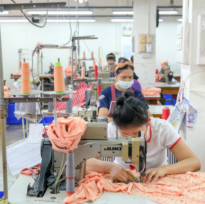 UK: Tesco faces 'landmark' lawsuit from former garment workers over alleged  sweatshop conditions in Thai factory - Business & Human Rights Resource  Centre